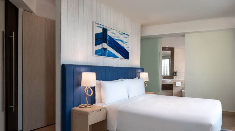 Crowne Plaza Abu Dhabi-Yas Island Suite
