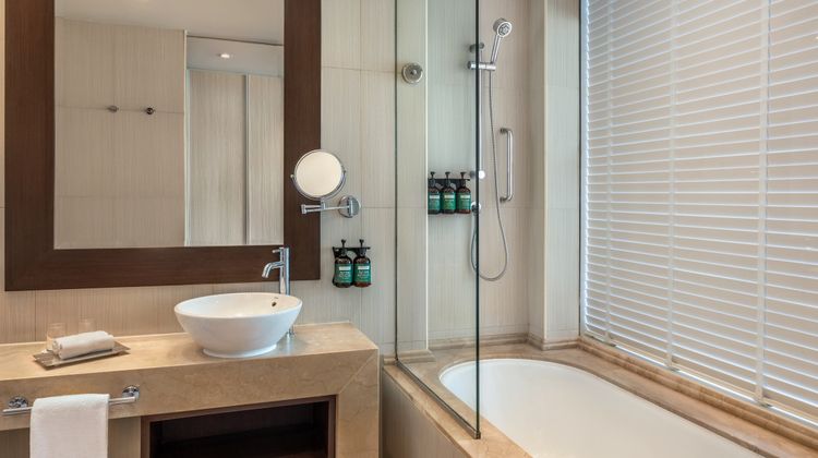 Crowne Plaza Abu Dhabi-Yas Island Room