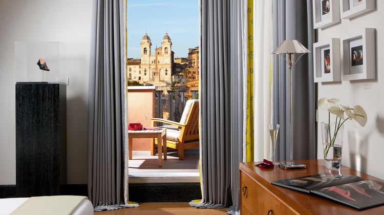 Portrait Roma Suite