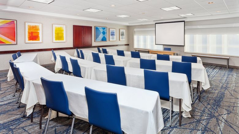 <b>Holiday Inn Express Meeting</b>. Images powered by <a href="https://www.leonardoworldwide.com/" title="Leonardo Worldwide" target="_blank">Leonardo</a>.