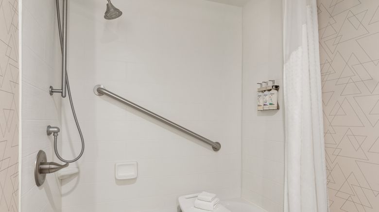 <b>Holiday Inn Express Corning/Painted Post Room</b>. Images powered by <a href="https://www.leonardoworldwide.com/" title="Leonardo Worldwide" target="_blank">Leonardo</a>.