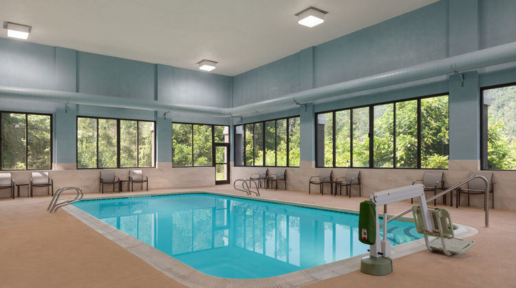 Holiday Inn Express Corning/Painted Post Pool