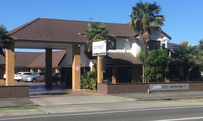 Palm City Motor Inn Exterior