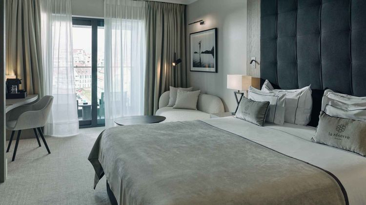 Hotel la Reserve Room