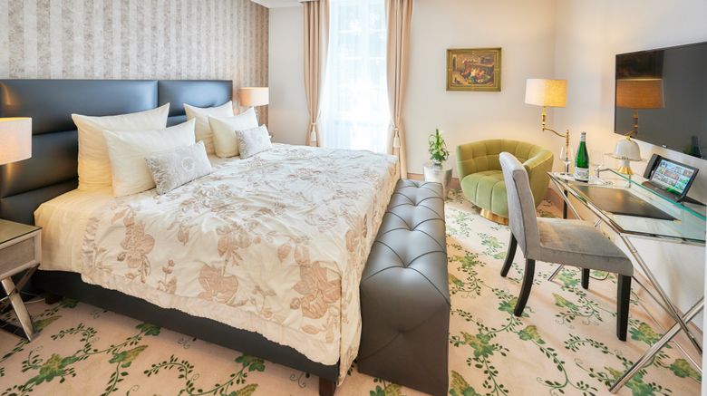 <b>Weinromantikhotel Richtershof Room</b>. Images powered by <a href="https://www.leonardoworldwide.com/" title="Leonardo Worldwide" target="_blank">Leonardo</a>.