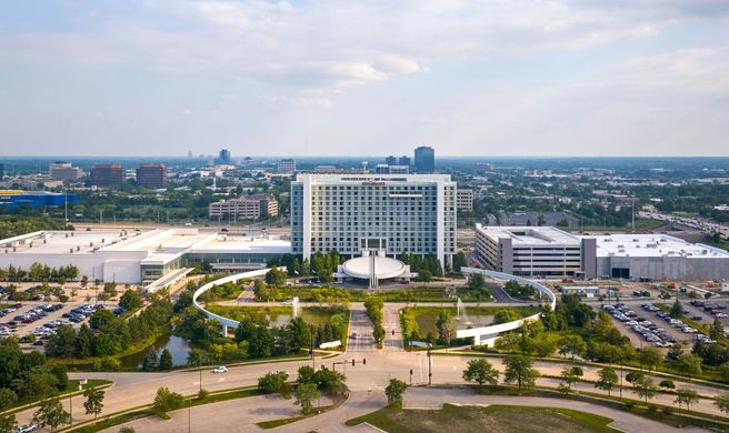 Renaissance Schaumburg Conv Center Hotel Exterior