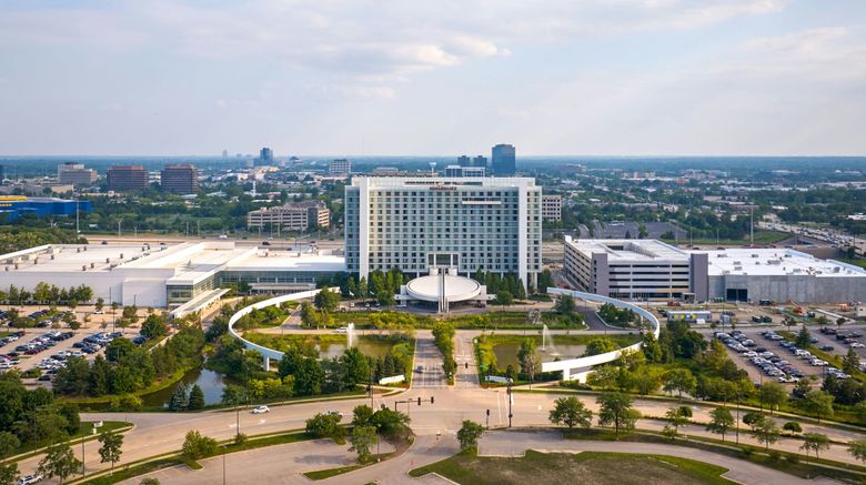 Renaissance Schaumburg Conv Center Hotel Exterior. Images powered by <a href="https://www.leonardoworldwide.com" target="_blank" rel="noopener">Leonardo</a>.