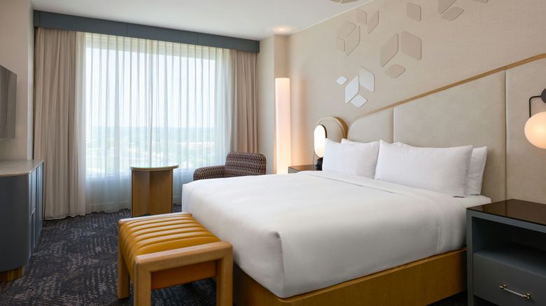 <b>Renaissance Schaumburg Conv Center Hotel Suite</b>. Images powered by <a href="https://www.leonardoworldwide.com/" title="Leonardo Worldwide" target="_blank">Leonardo</a>.