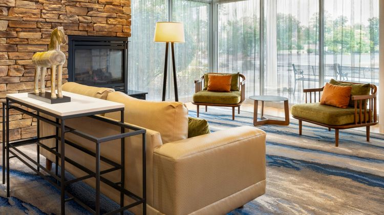 Fairfield Inn & Suites Towanda Lobby