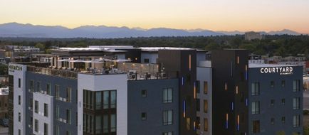 Courtyard Denver Downtown West Exterior