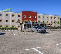 B&B Hotel Nimes Caissargues Exterior