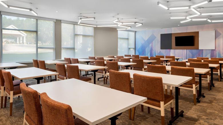 <b>Hilton Garden Inn North Conway Meeting</b>. Images powered by <a href="https://www.leonardoworldwide.com/" title="Leonardo Worldwide" target="_blank">Leonardo</a>.