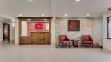 Red Roof Inn & Suites Newport Middletown Lobby