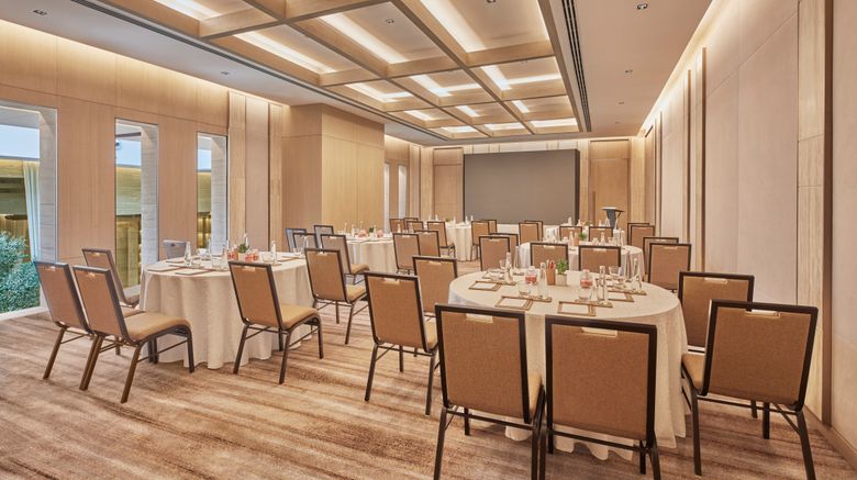 <b>Hilton Gurugram Baani City Centre Meeting</b>. Images powered by <a href="https://www.leonardoworldwide.com/" title="Leonardo Worldwide" target="_blank">Leonardo</a>.