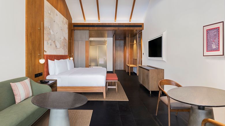 <b>Hilton Hyderabad Room</b>. Images powered by <a href="https://www.leonardoworldwide.com/" title="Leonardo Worldwide" target="_blank">Leonardo</a>.