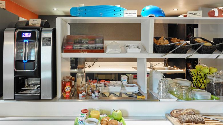 <b>B&B Hotel Cergy Pierrelaye Restaurant</b>. Images powered by <a href="https://www.leonardoworldwide.com/" title="Leonardo Worldwide" target="_blank">Leonardo</a>.