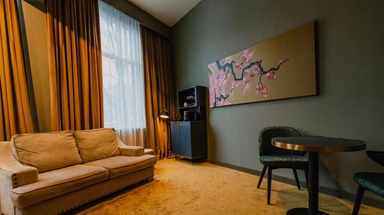 <b>Hotel Mai Amsterdam Suite</b>. Images powered by <a href="https://www.leonardoworldwide.com/" title="Leonardo Worldwide" target="_blank">Leonardo</a>.