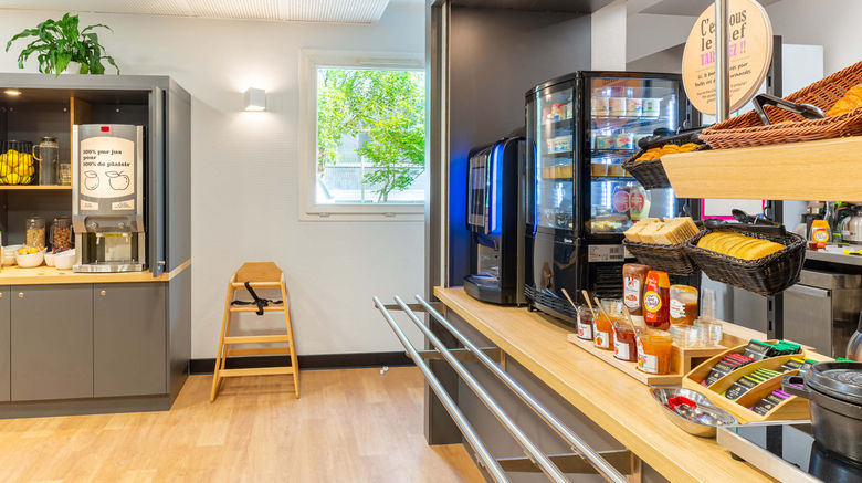 <b>B&B Hotel Nantes Aeroport Restaurant</b>. Images powered by <a href="https://www.leonardoworldwide.com/" title="Leonardo Worldwide" target="_blank">Leonardo</a>.