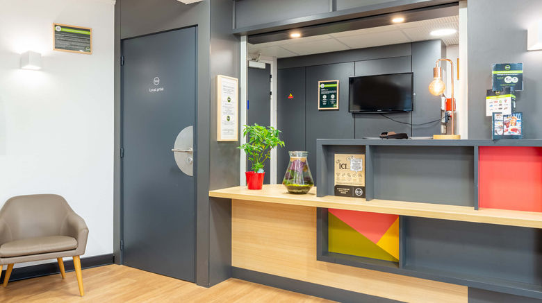 <b>B&B Hotel Nantes Aeroport Lobby</b>. Images powered by <a href="https://www.leonardoworldwide.com/" title="Leonardo Worldwide" target="_blank">Leonardo</a>.