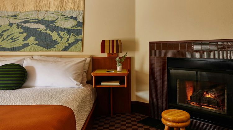 Trailborn Highlands Room