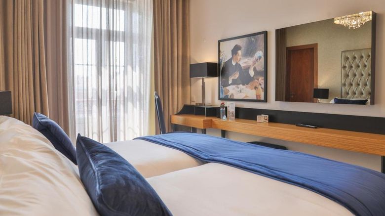 <b>Casual Belle Epoque Lisboa Room</b>. Images powered by <a href="https://www.leonardoworldwide.com/" title="Leonardo Worldwide" target="_blank">Leonardo</a>.