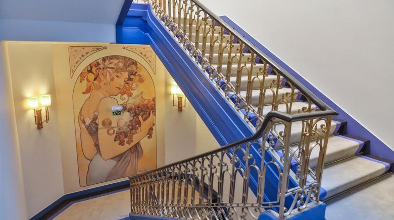 <b>Casual Belle Epoque Lisboa Other</b>. Images powered by <a href="https://www.leonardoworldwide.com/" title="Leonardo Worldwide" target="_blank">Leonardo</a>.