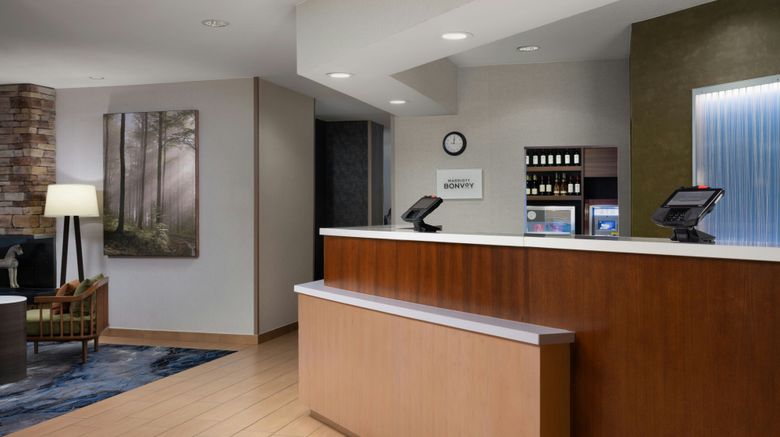 <b>Fairfield Inn Orlando Airport Lobby</b>. Images powered by <a href="https://www.leonardoworldwide.com/" title="Leonardo Worldwide" target="_blank">Leonardo</a>.