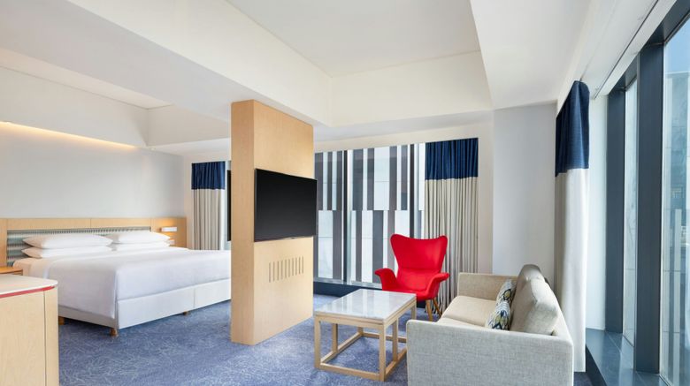 <b>Four Points by Sheraton Surabaya Room</b>. Images powered by <a href="https://www.leonardoworldwide.com/" title="Leonardo Worldwide" target="_blank">Leonardo</a>.