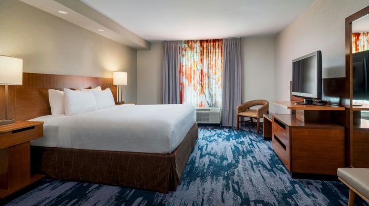 Fairfield Inn & Suites Aiken Suite