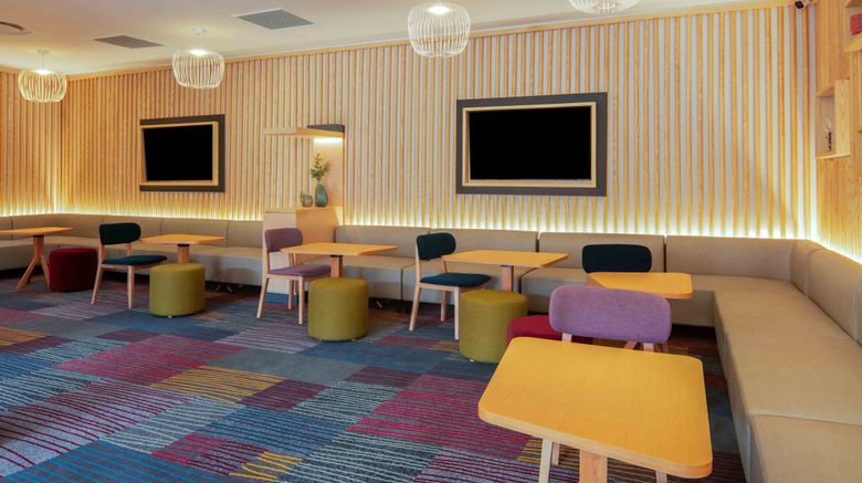 <b>Hampton by Hilton Sandton Grayston Lobby</b>. Images powered by <a href="https://www.leonardoworldwide.com/" title="Leonardo Worldwide" target="_blank">Leonardo</a>.