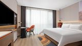 Hampton CKG Changshou Lake Room