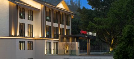 Hampton CKG Changshou Lake Exterior