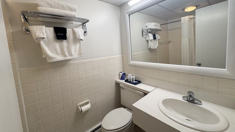 <b>Magnuson Grand Pioneer Inn & Suites Room</b>. Images powered by <a href="https://www.leonardoworldwide.com/" title="Leonardo Worldwide" target="_blank">Leonardo</a>.