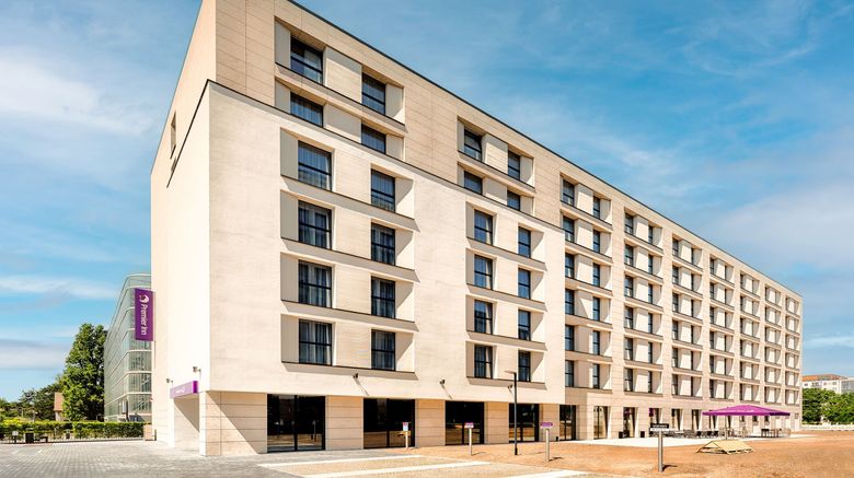 <b>Premier Inn Darmstadt City Center Exterior</b>. Images powered by <a href="https://www.leonardoworldwide.com/" title="Leonardo Worldwide" target="_blank">Leonardo</a>.