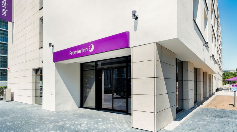 <b>Premier Inn Darmstadt City Center Exterior</b>. Images powered by <a href="https://www.leonardoworldwide.com/" title="Leonardo Worldwide" target="_blank">Leonardo</a>.