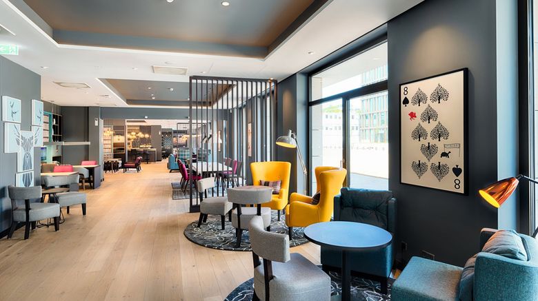<b>Premier Inn Darmstadt City Center Lobby</b>. Images powered by <a href="https://www.leonardoworldwide.com/" title="Leonardo Worldwide" target="_blank">Leonardo</a>.