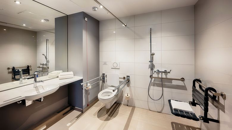 <b>Premier Inn Darmstadt City Center Room</b>. Images powered by <a href="https://www.leonardoworldwide.com/" title="Leonardo Worldwide" target="_blank">Leonardo</a>.