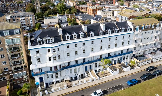 The Southcliff Hotel Exterior