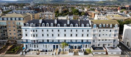 The Southcliff Hotel Exterior