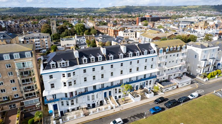 <b>The Southcliff Hotel Exterior</b>. Images powered by <a href="https://www.leonardoworldwide.com/" title="Leonardo Worldwide" target="_blank">Leonardo</a>.