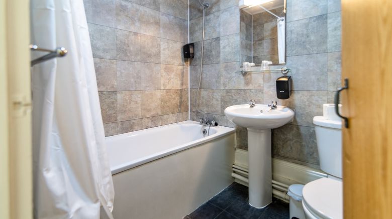 <b>The Southcliff Hotel Room</b>. Images powered by <a href="https://www.leonardoworldwide.com/" title="Leonardo Worldwide" target="_blank">Leonardo</a>.