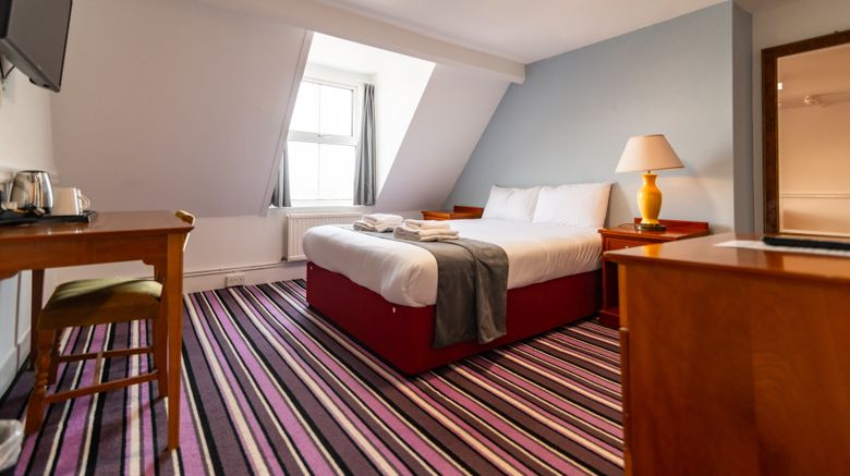 <b>The Southcliff Hotel Room</b>. Images powered by <a href="https://www.leonardoworldwide.com/" title="Leonardo Worldwide" target="_blank">Leonardo</a>.