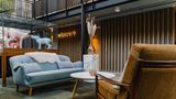 Hotel De Hallen Room