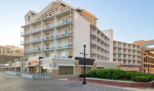 The Seahaus Hotel Atlantic City Exterior