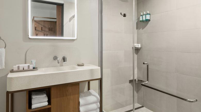 <b>The Seahaus Hotel Atlantic City Room</b>. Images powered by <a href="https://www.leonardoworldwide.com/" title="Leonardo Worldwide" target="_blank">Leonardo</a>.
