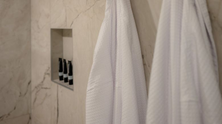 <b>Salamanca Suites Room</b>. Images powered by <a href="https://www.leonardoworldwide.com/" title="Leonardo Worldwide" target="_blank">Leonardo</a>.