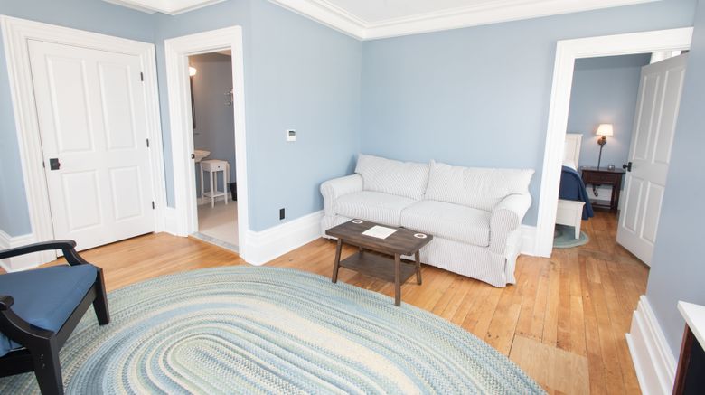 <b>Cadillac House Lex MI Tapestry Room</b>. Images powered by <a href="https://www.leonardoworldwide.com/" title="Leonardo Worldwide" target="_blank">Leonardo</a>.