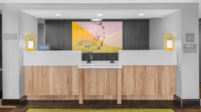 <b>Spark by Hilton Bakersfield Central Lobby</b>. Images powered by <a href="https://www.leonardoworldwide.com/" title="Leonardo Worldwide" target="_blank">Leonardo</a>.
