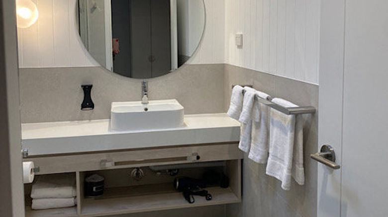 <b>Brooklands of Mornington Hotel Room</b>. Images powered by <a href="https://www.leonardoworldwide.com/" title="Leonardo Worldwide" target="_blank">Leonardo</a>.
