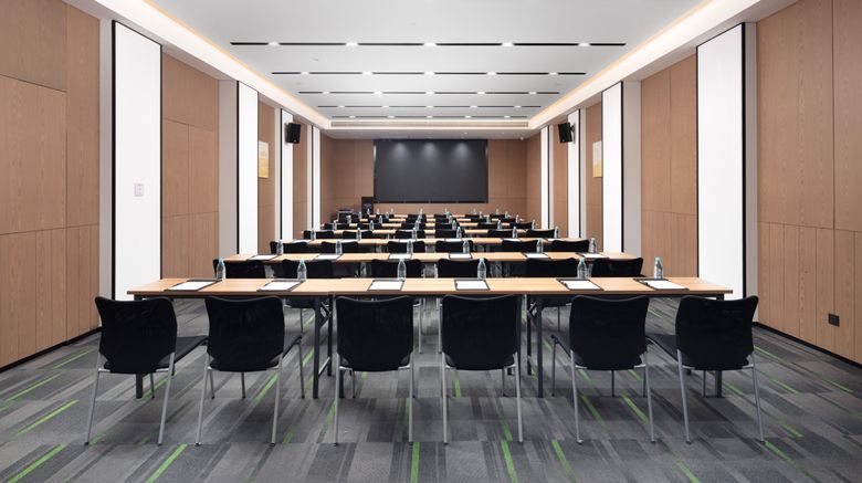 <b>Hampton by Hilton Dongguan Songshan Lake Meeting</b>. Images powered by <a href="https://www.leonardoworldwide.com/" title="Leonardo Worldwide" target="_blank">Leonardo</a>.